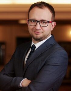 NOTARIUSZ Kamil Arasim