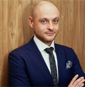 NOTARIUSZ Paweł Kurciński