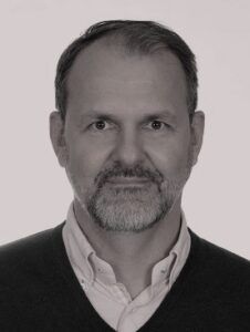 NOTARIUSZ Wojciech Wypych