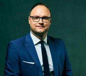 NOTARIUSZ Michał Kurza