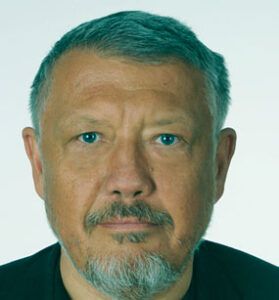 NOTARIUSZ Piotr Kuczyński