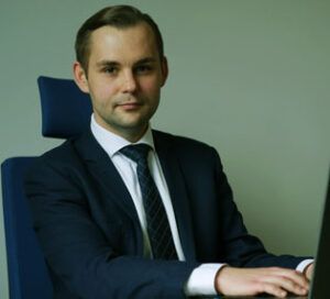NOTARIUSZ Wiktor Trybka